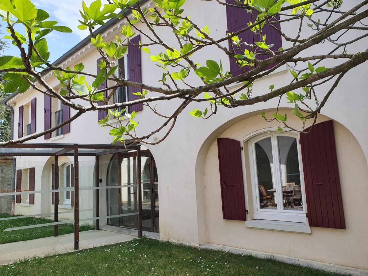 Gite Les Arches Saint-Andeol-le-Chateau Bagian luar foto
